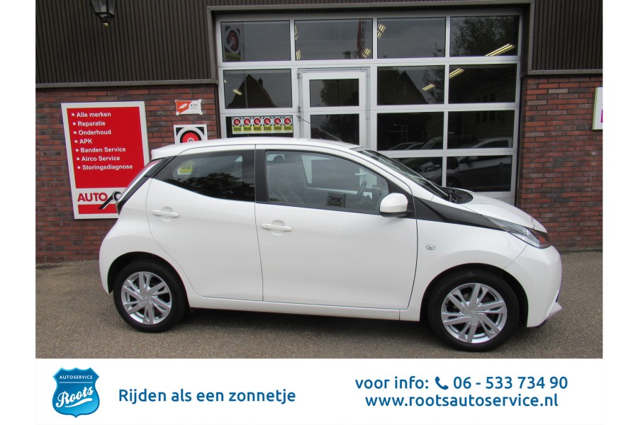 Toyota Aygo 1.0 VVT-i x-wave - Automaat-