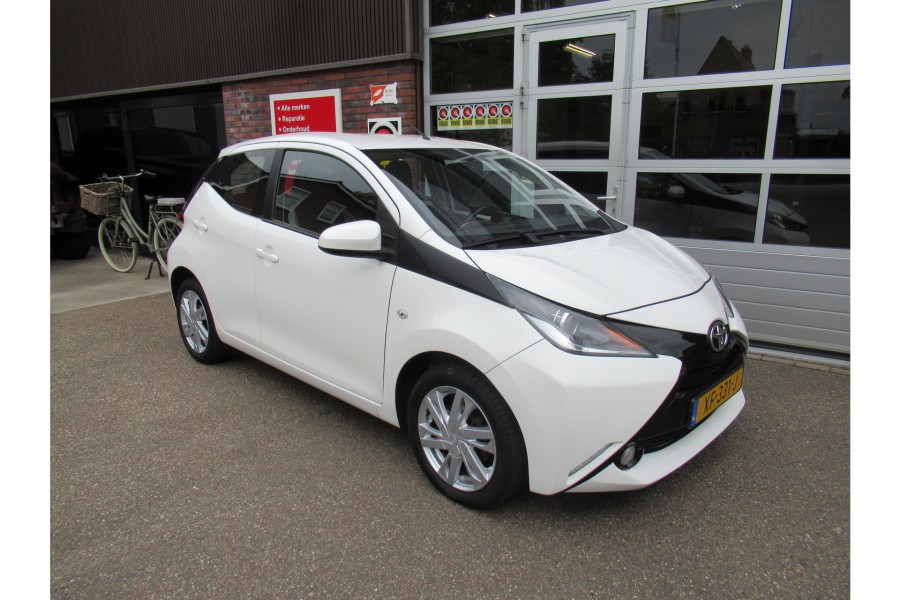 Toyota Aygo 1.0 VVT-i x-wave - Automaat-